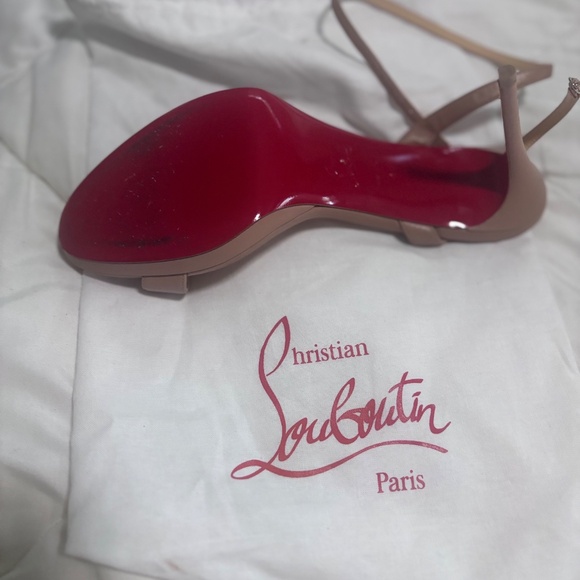 Christian Louboutin - Picture 3 of 6